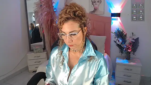 Jademommy  online show from 12.15.25