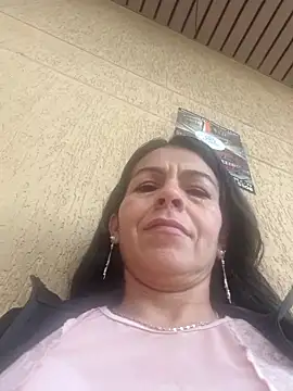 camilavargas  online show from 12.05.25