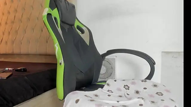 Naomis 35 online show from 02.11.26