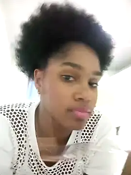 Beauty Luci online show from 10.21.25
