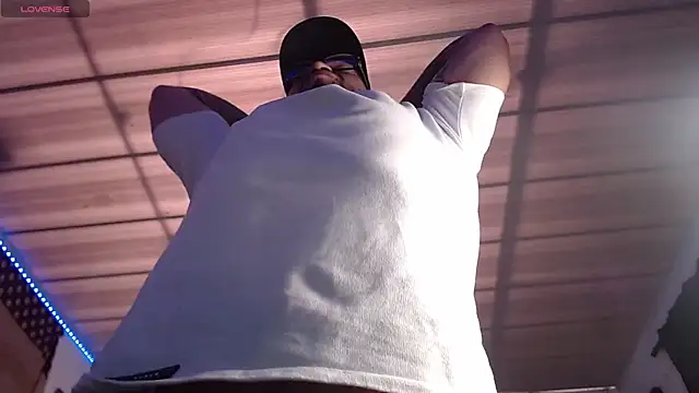 Snapshot of Chrys_harris77 chatting on 12.02.25 Chrys harris77 online show from 12.02.25