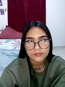 Renata Zoe online show from 10.22.25