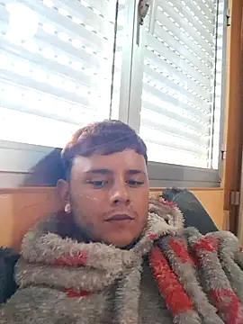 Snapshot of Meenlove chatting on 09.22.25 Meenlove online show from 09.22.25