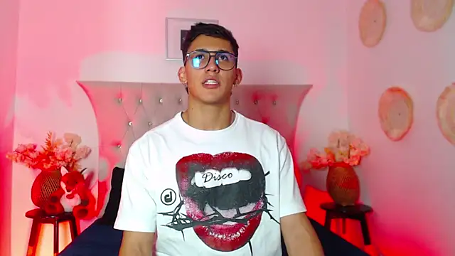 SalvadorFit online show from 11.07.25