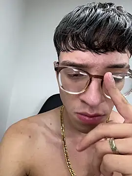 arthurdavies online show from 12.16.25