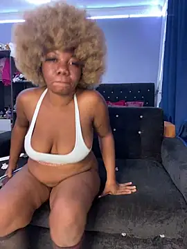 Snapshot of Daavikolovivi chatting on 11.02.25 Daavikolovivi online show from 11.02.25