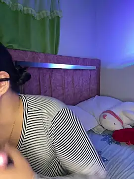 sacha torres02 online show from 12.13.25