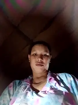 Snapshot of callistra chatting on 10.14.25 callistra online show from 10.14.25