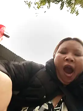 Snapshot of callistra chatting on 02.28.26 callistra online show from 02.28.26