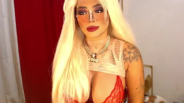 Snapshot of Tasha_Goddess chatting on 05.18.26 Tasha Goddess online show from 05.18.26