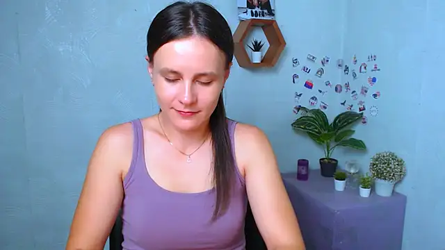 Snapshot of EvelinaMiss_ chatting on 10.05.25 EvelinaMiss online show from 10.05.25