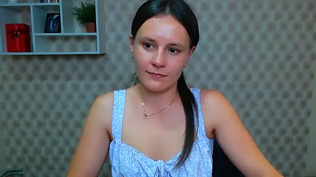 Snapshot of EvelinaMiss_ chatting on 10.15.25 EvelinaMiss online show from 10.15.25