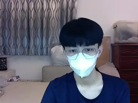 Snapshot of kai101010 chatting on 09.19.25 kai101010 online show from 09.19.25