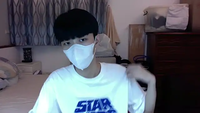 Snapshot of kai101010 chatting on 09.26.25 kai101010 online show from 09.26.25