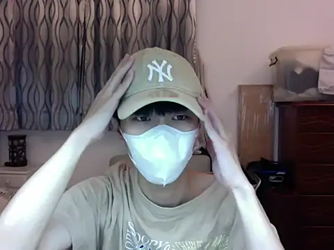Snapshot of kai101010 chatting on 10.01.25 kai101010 online show from 10.01.25