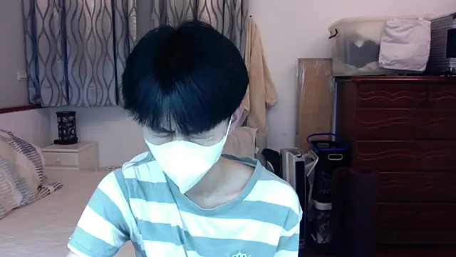 Snapshot of kai101010 chatting on 10.18.25 kai101010 online show from 10.18.25