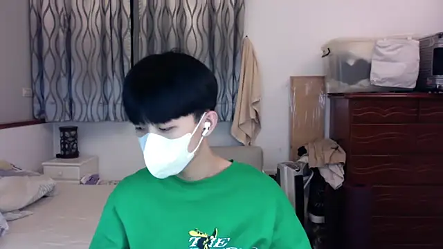 Snapshot of kai101010 chatting on 10.23.25 kai101010 online show from 10.23.25