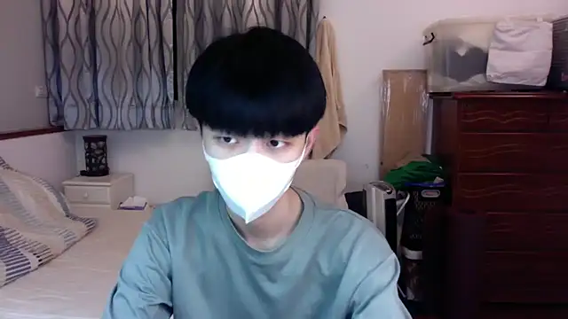 Snapshot of kai101010 chatting on 10.24.25 kai101010 online show from 10.24.25