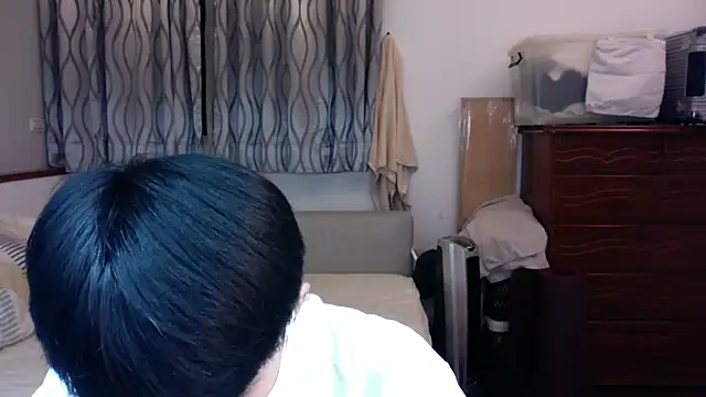Snapshot of kai101010 chatting on 10.26.25 kai101010 online show from 10.26.25