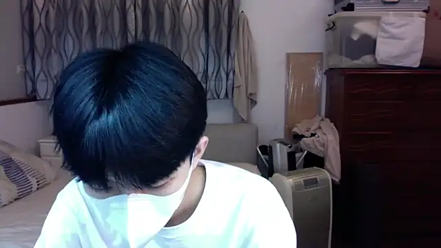 Snapshot of kai101010 chatting on 11.02.25 kai101010 online show from 11.02.25