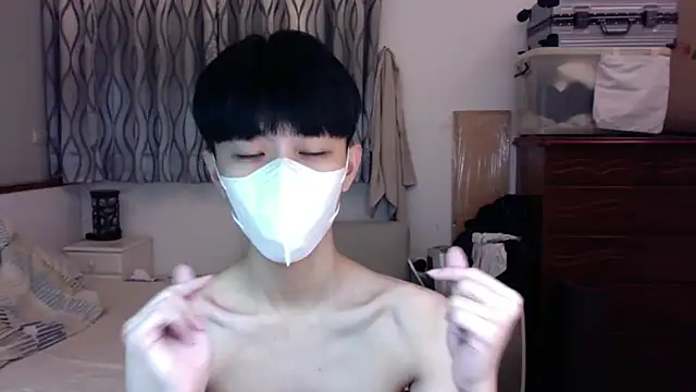 Snapshot of kai101010 chatting on 11.05.25 kai101010 online show from 11.05.25