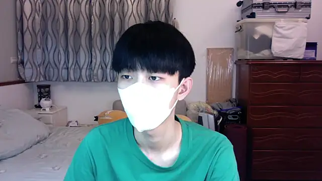 Snapshot of kai101010 chatting on 11.25.25 kai101010 online show from 11.25.25