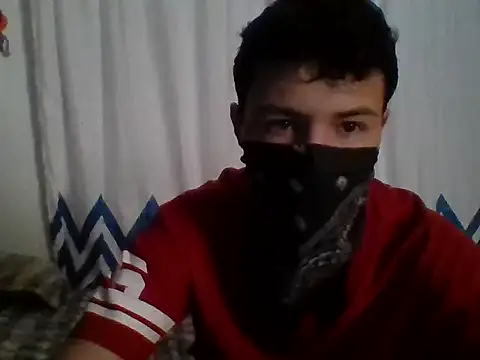 Snapshot of El_awo_ chatting on 09.23.25 El awo  online show from 09.23.25