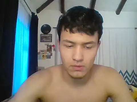 Snapshot of El_awo_ chatting on 09.30.25 El awo  online show from 09.30.25