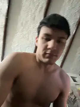 Snapshot of El_awo_ chatting on 10.03.25 El awo  online show from 10.03.25