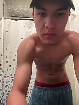 Snapshot of El_awo_ chatting on 10.11.25 El awo  online show from 10.11.25