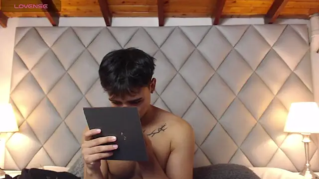 Clement Reyes online show from 09.22.25