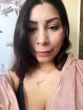 Dominika a online show from 10.14.25