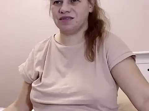 Snapshot of NastyAssxx chatting on 02.05.25 NastyAssxx online show from 02.05.25