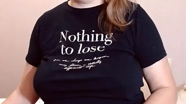 Snapshot of NastyAssxx chatting on 12.04.25 NastyAssxx online show from 12.04.25