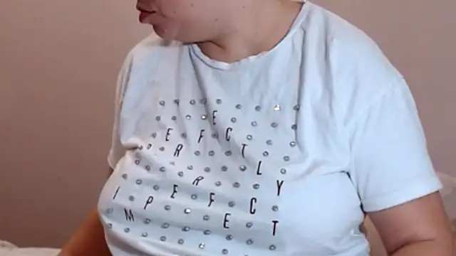 Snapshot of NastyAssxx chatting on 12.05.25 NastyAssxx online show from 12.05.25