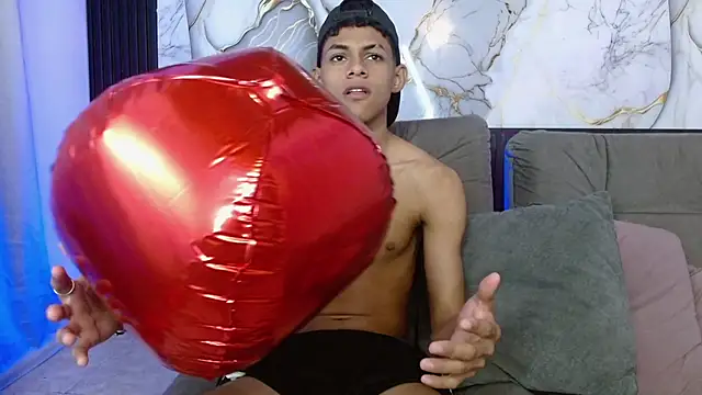 deivid bigcock1 online show from 10.02.25