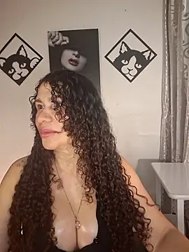 Lina 444 online show from 06.04.26
