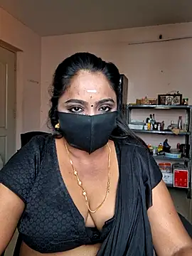 Snapshot of queendivya chatting on 07.07.26 queendivya online show from 07.07.26