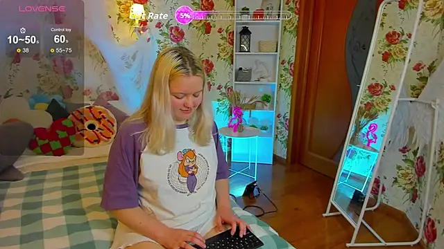 RoseThomas  online show from 11.03.25