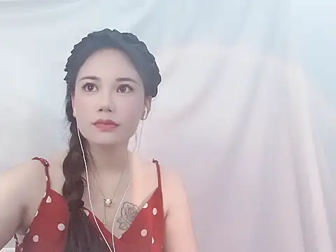 Cha Cha Er online show from 10.04.25