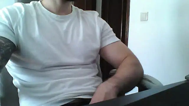 Snapshot of yourfantasy777 chatting on 07.01.26 yourfantasy777 online show from 07.01.26