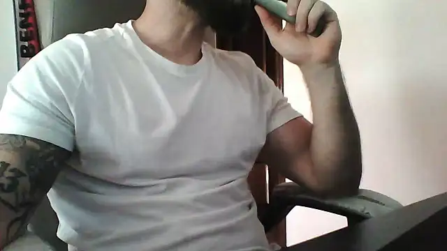 Snapshot of yourfantasy777 chatting on 07.02.26 yourfantasy777 online show from 07.02.26