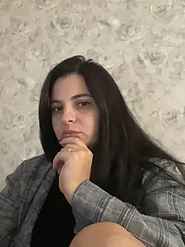 Snapshot of SweetBerryX chatting on 10.01.25 SweetBerryX online show from 10.01.25