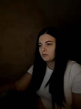 Snapshot of SweetBerryX chatting on 10.04.25 SweetBerryX online show from 10.04.25