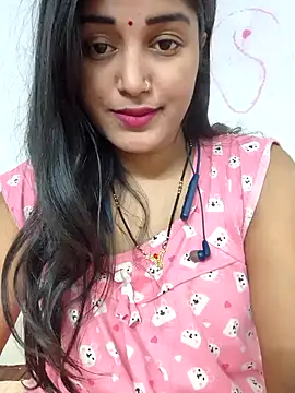 suzika  online show from 11.08.25