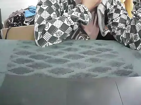 Hannie 26 online show from 09.22.25