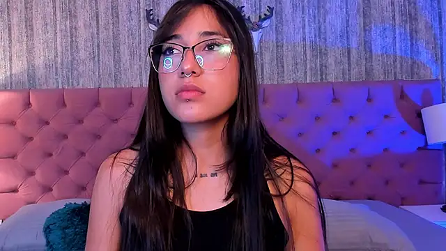 LiaaTurner online show from 01.13.26