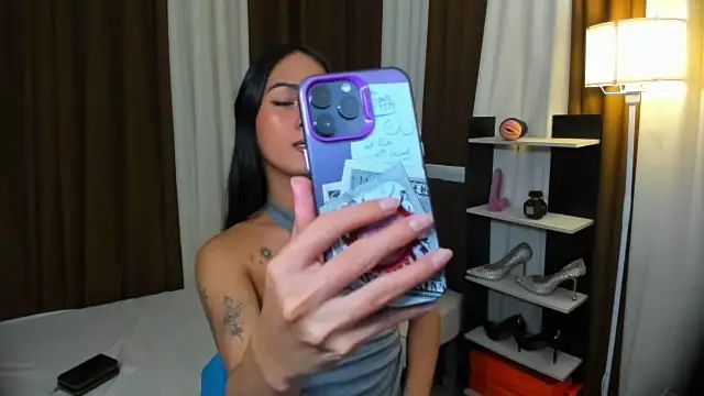 Sedictive Samantha online show from 11.30.25