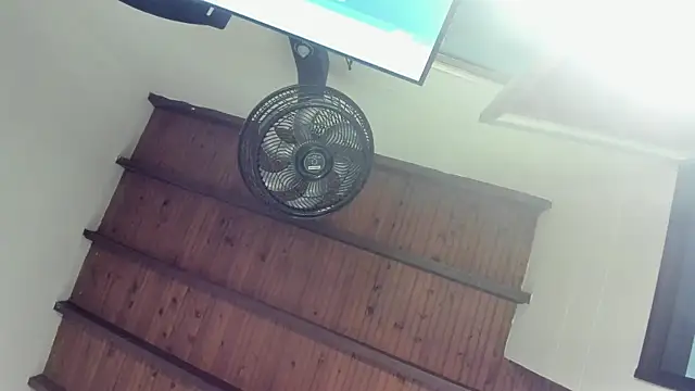 Isabella-Rosssi online show from 10.11.25