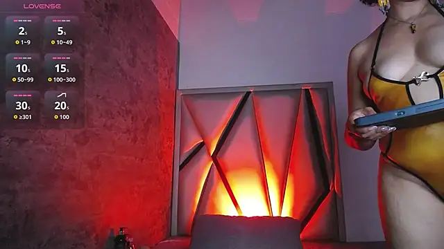 Isabella-Rosssi online show from 11.11.25